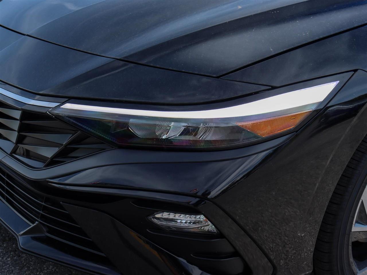 2025 Hyundai Elantra HEV Luxury 4dr Sedan Photo