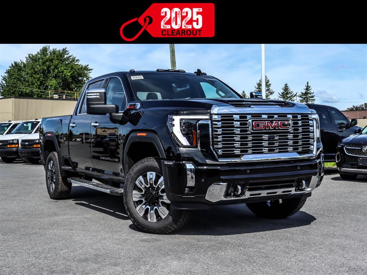 2025 GMC SIERRA 2500HD 4WD Crew Cab Standard Box Denali Photo0