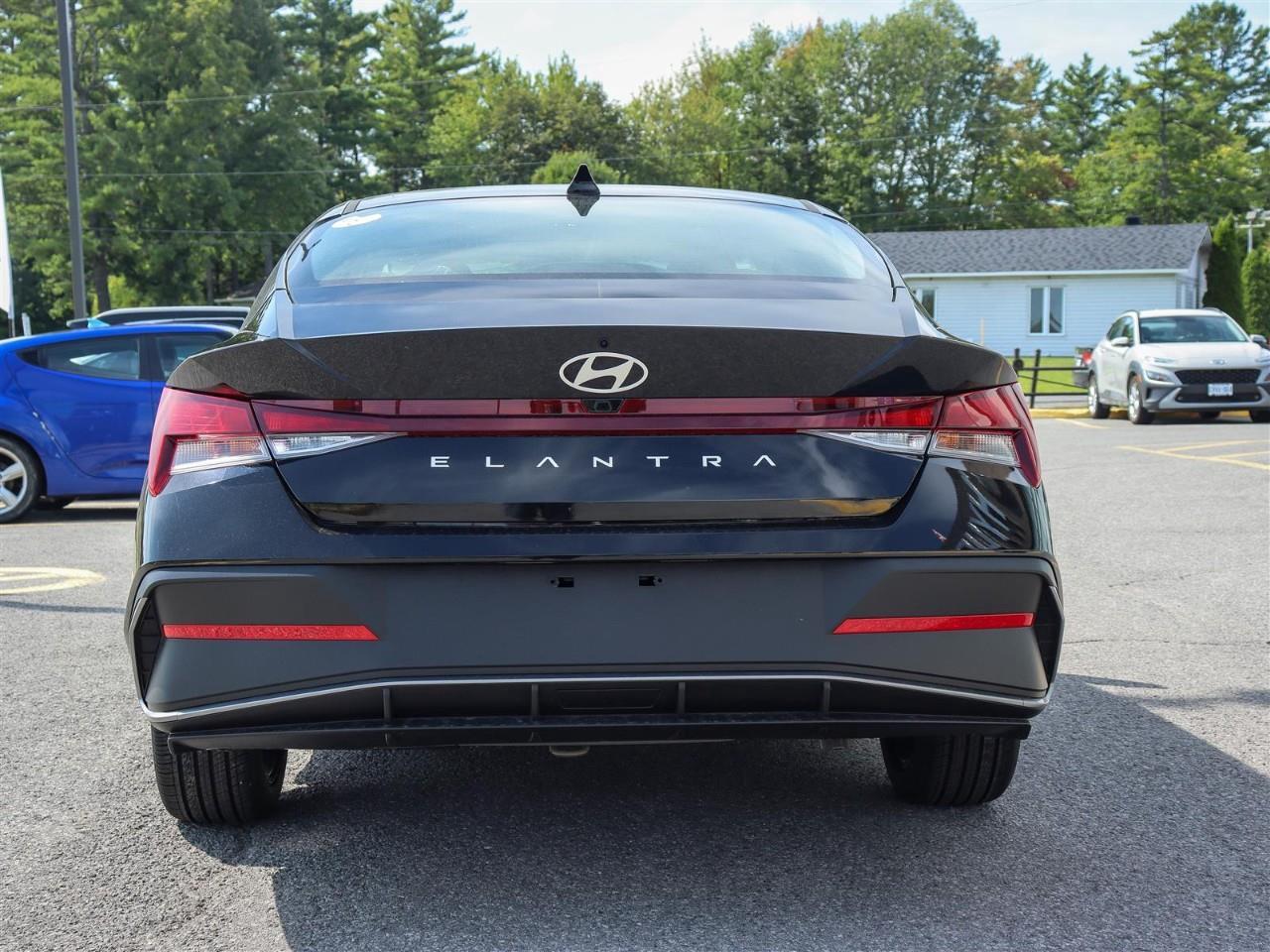2025 Hyundai Elantra PREFERRED 4DR SEDAN Photo3
