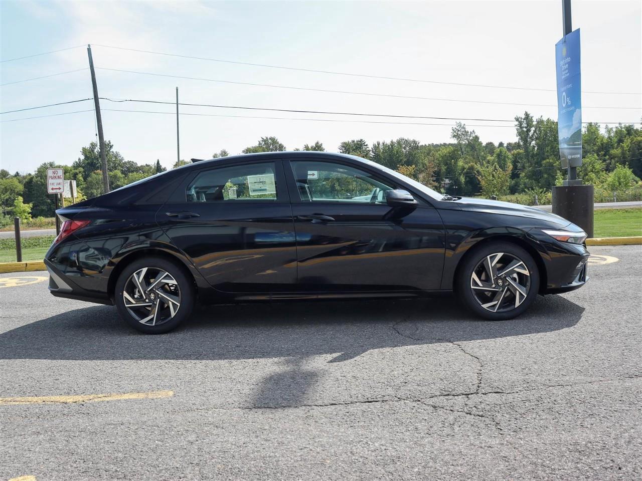 2025 Hyundai Elantra PREFERRED 4DR SEDAN Photo2