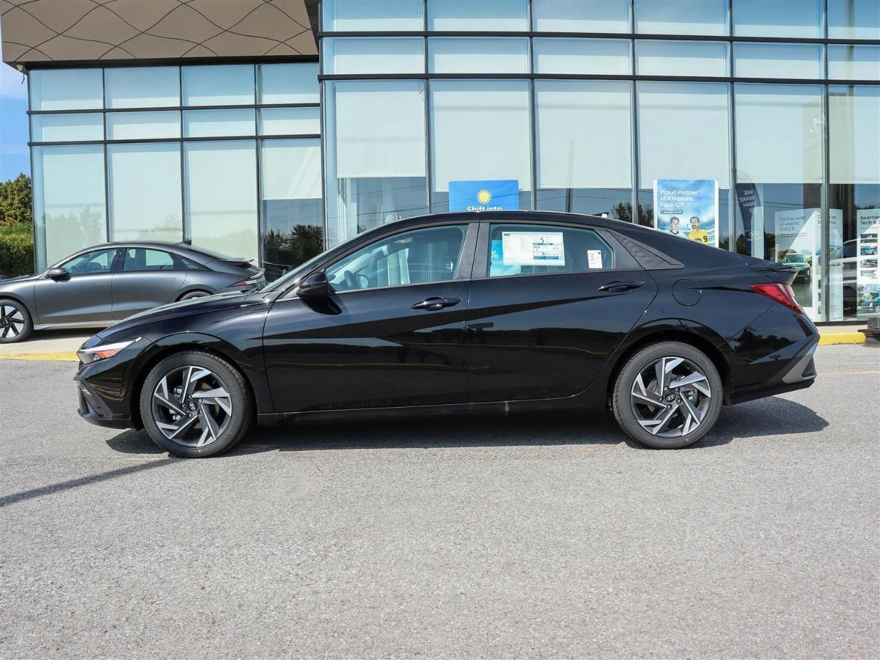 2025 Hyundai Elantra PREFERRED 4DR SEDAN Photo4