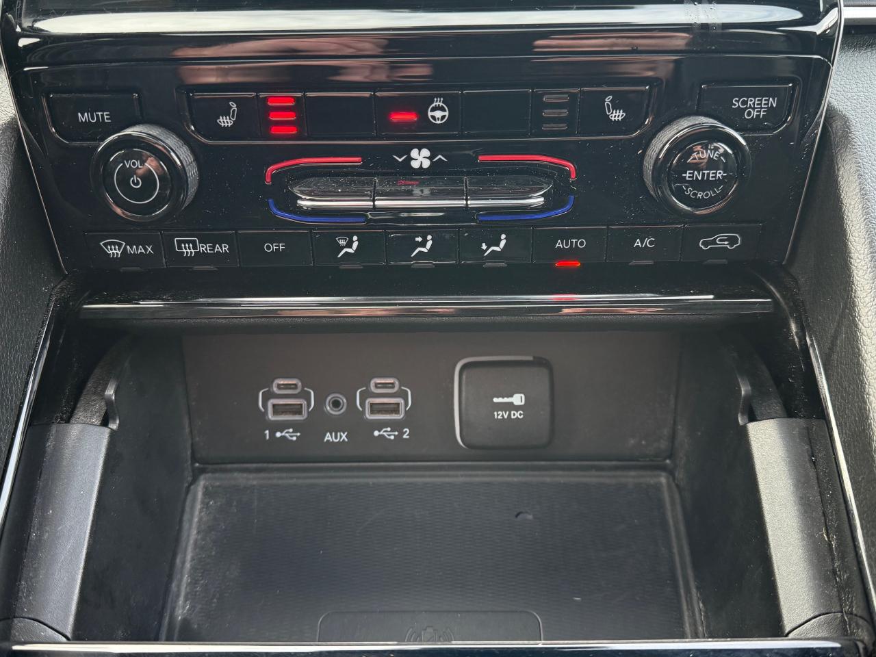 2023 Jeep Grand Cherokee L Laredo 4dr 4x4 Photo