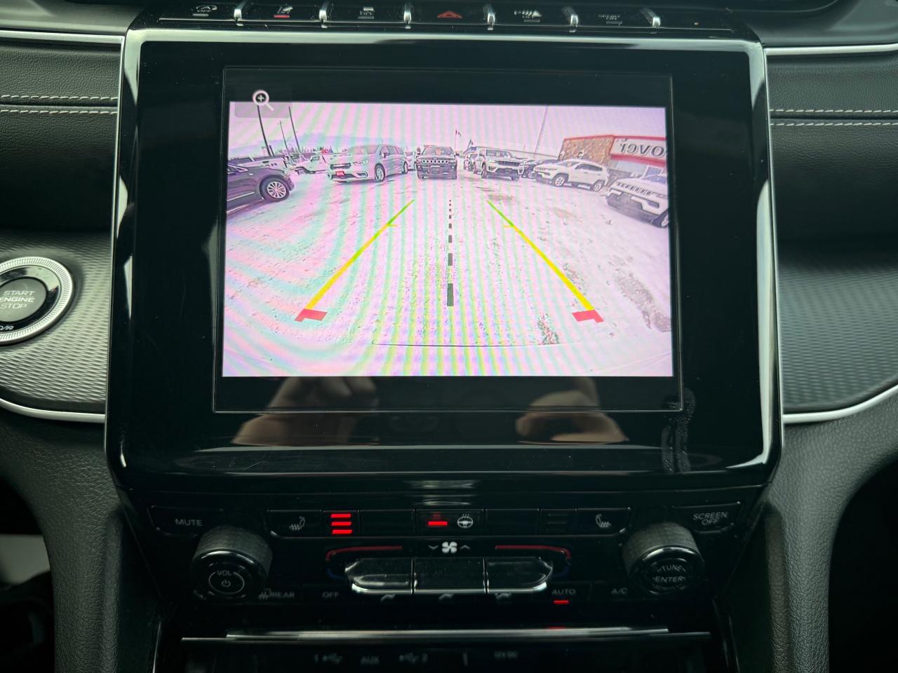 2023 Jeep Grand Cherokee L Laredo 4dr 4x4 Photo