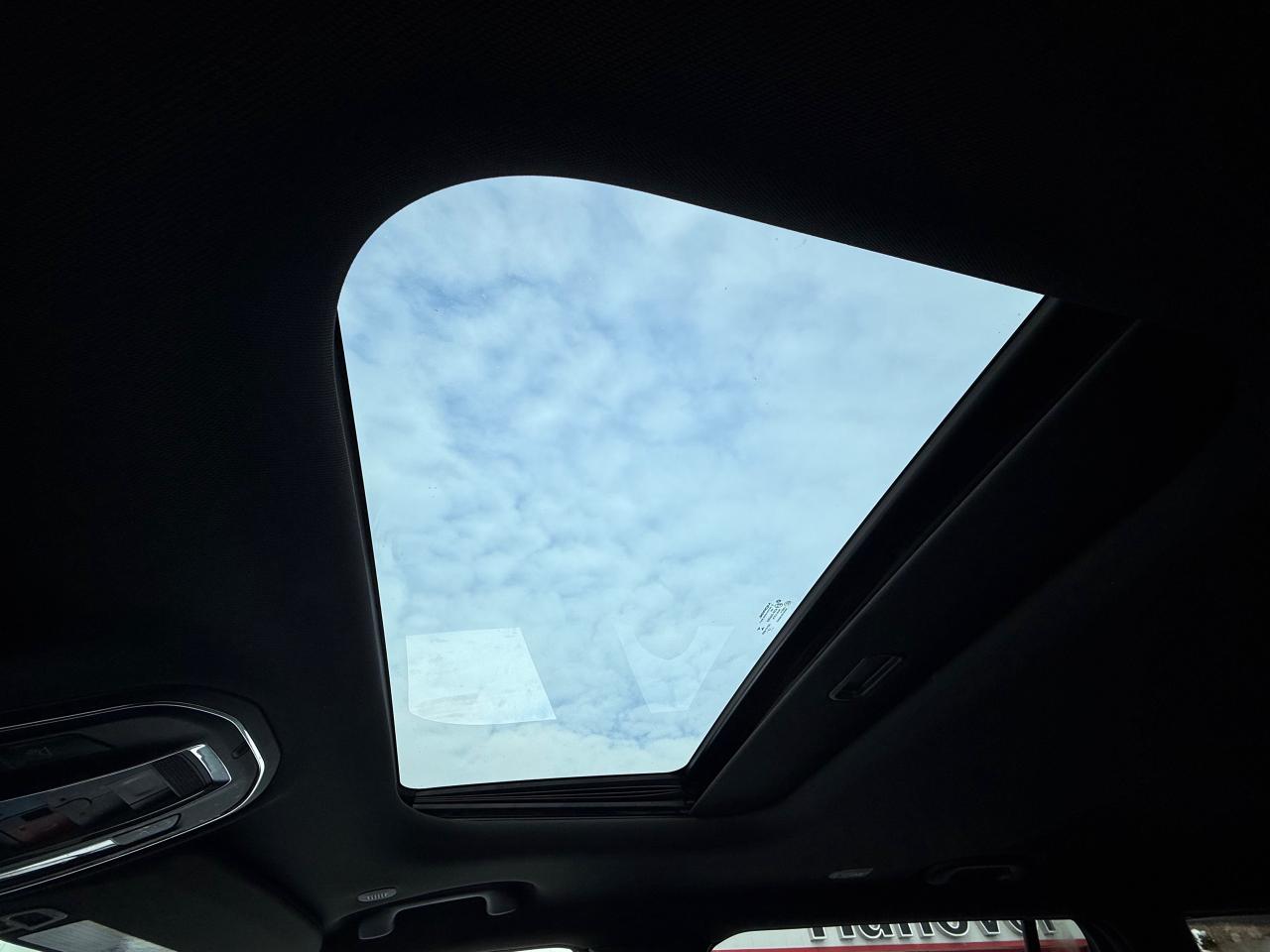 2023 Jeep Grand Cherokee L Laredo 4dr 4x4 Photo