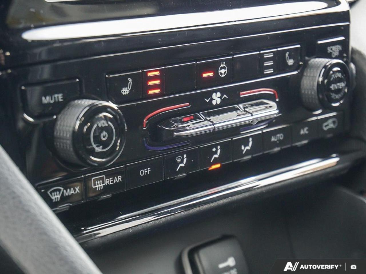 2025 Jeep Grand Cherokee Laredo 4dr 4x4 Photo