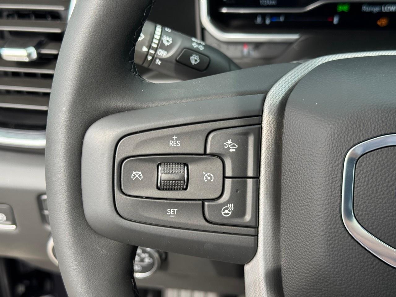 2025 GMC Sierra 3500HD 4WD Crew Cab Standard Box Denali Photo