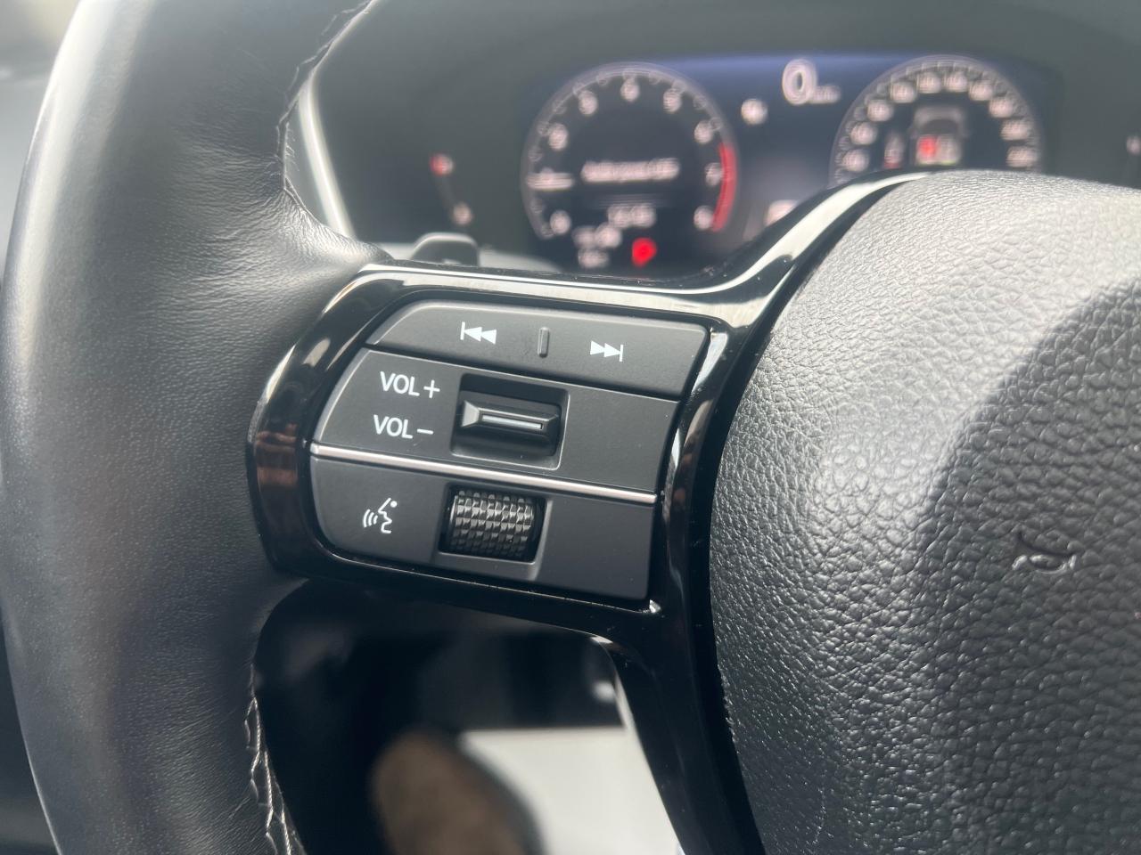 2024 Honda Civic Touring 4dr Sedan Photo