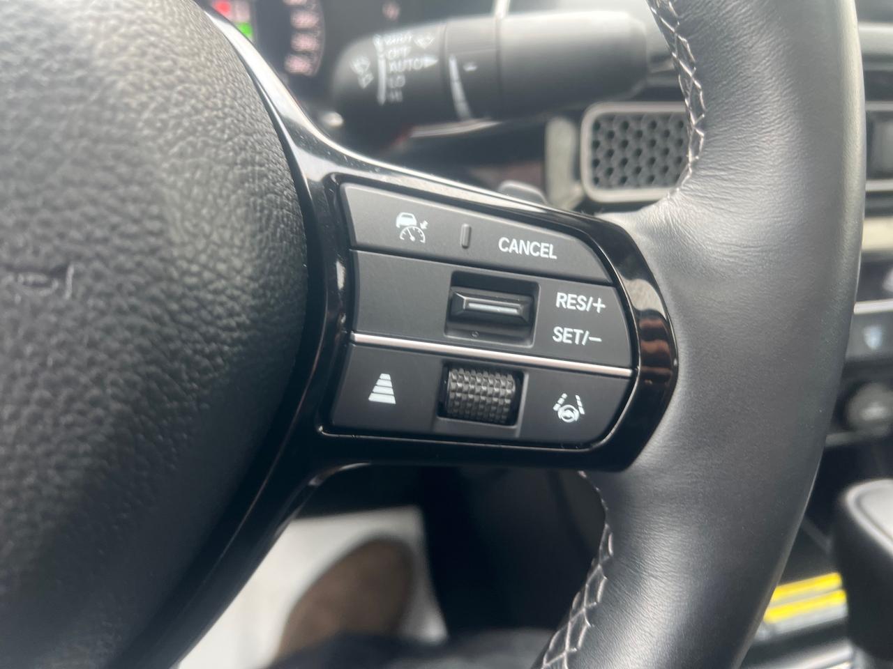 2024 Honda Civic Touring 4dr Sedan Photo