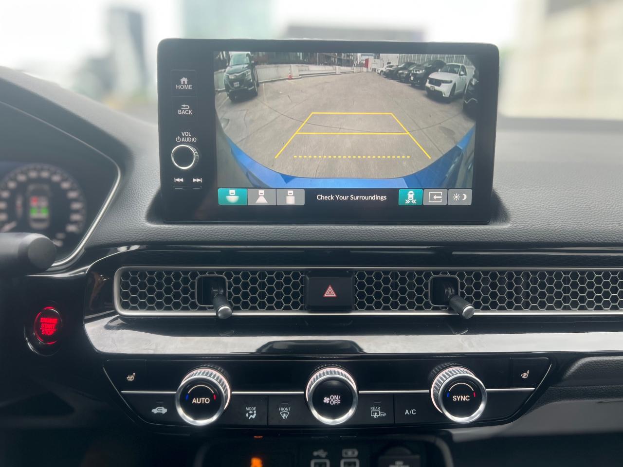 2024 Honda Civic Touring 4dr Sedan Photo