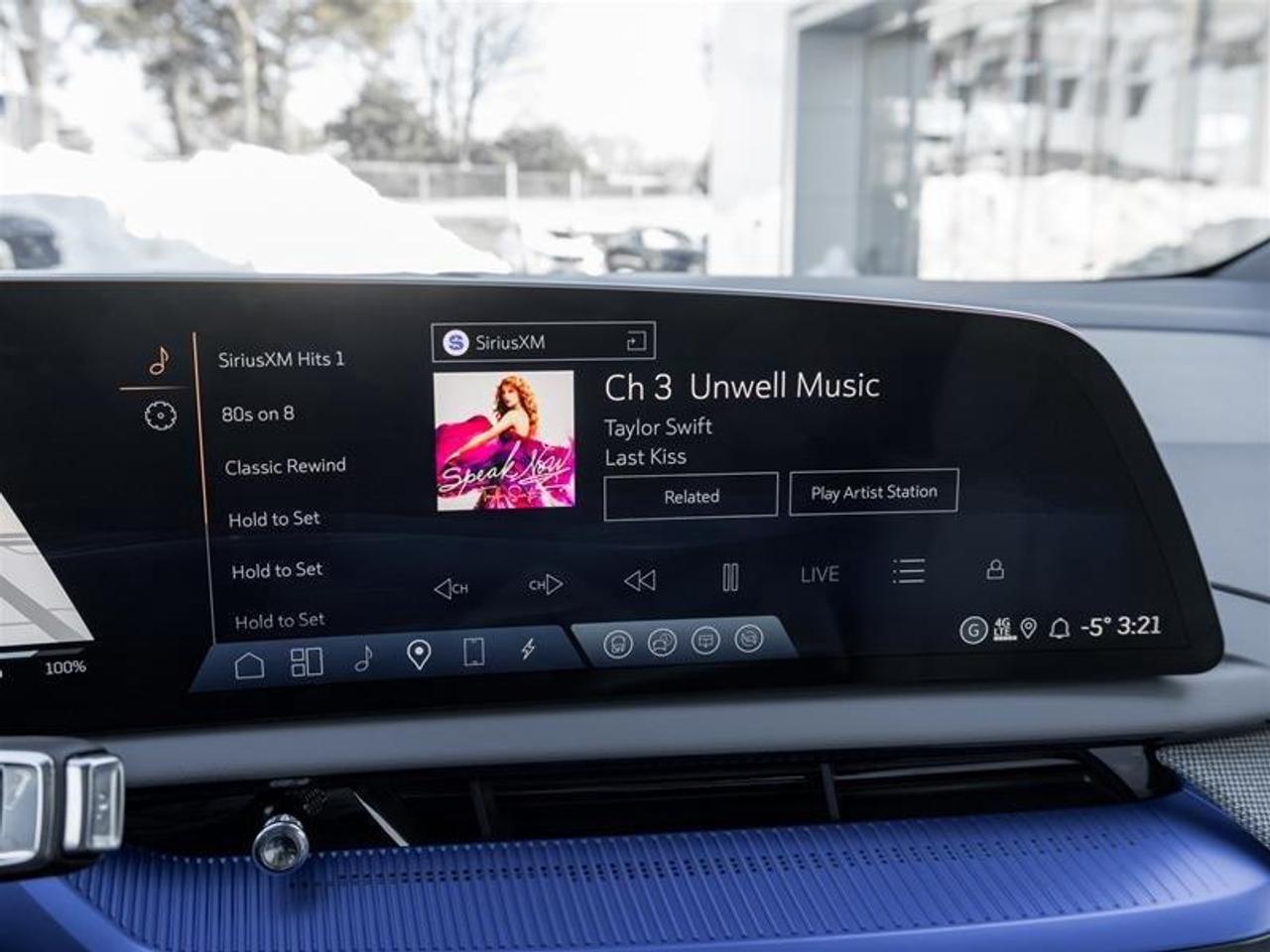 2026 Cadillac OPTIQ Luxury 4dr Photo