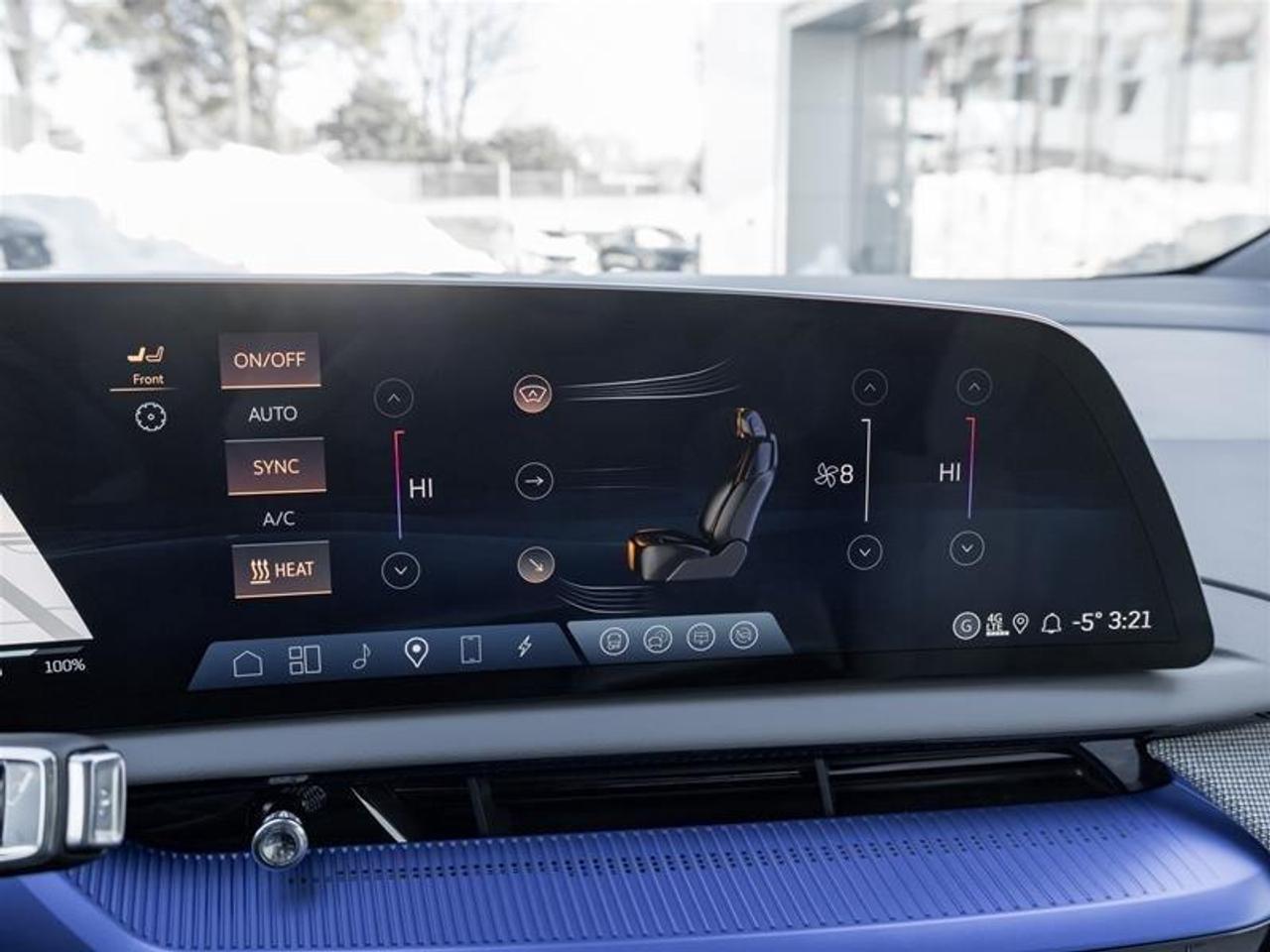 2026 Cadillac OPTIQ Luxury 4dr Photo