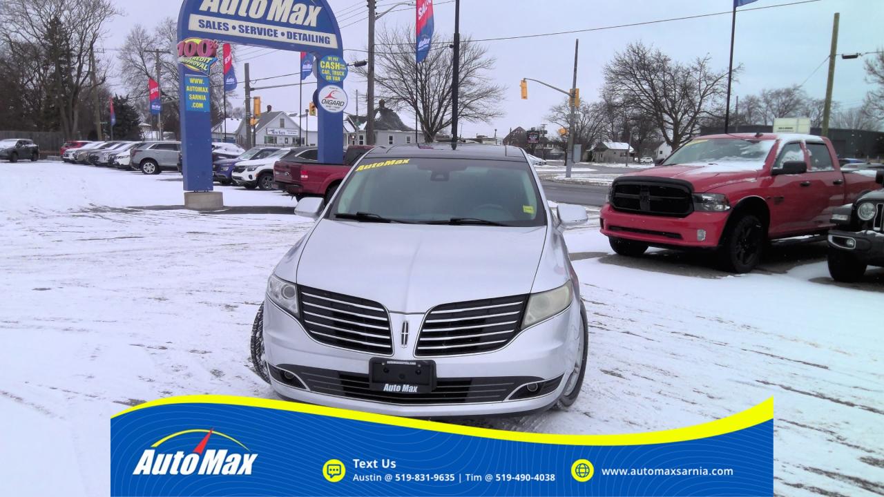 2018 Lincoln MKT Elite 4dr All-Wheel Drive Photo