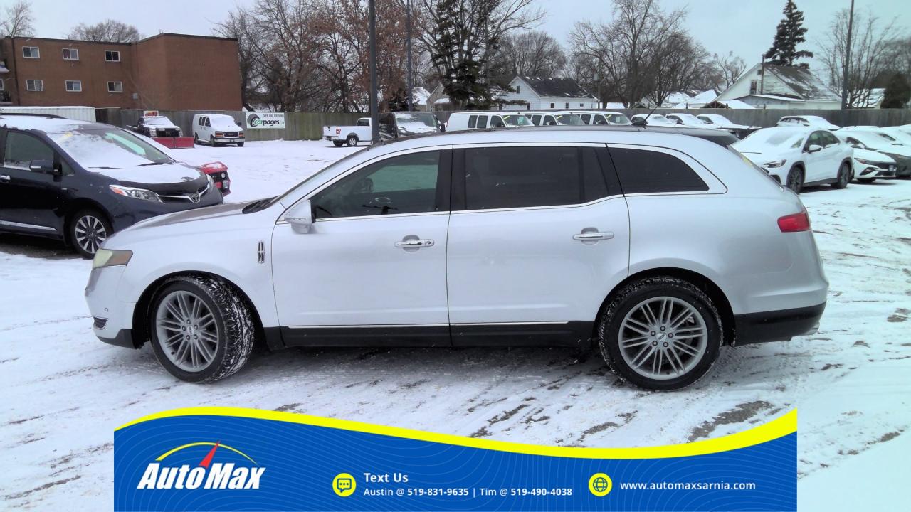 2018 Lincoln MKT Elite 4dr All-Wheel Drive Photo
