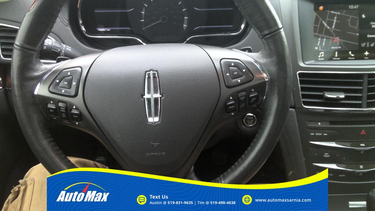 2018 Lincoln MKT Elite 4dr All-Wheel Drive Photo