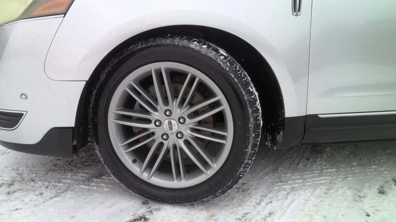 2018 Lincoln MKT Elite 4dr All-Wheel Drive Photo