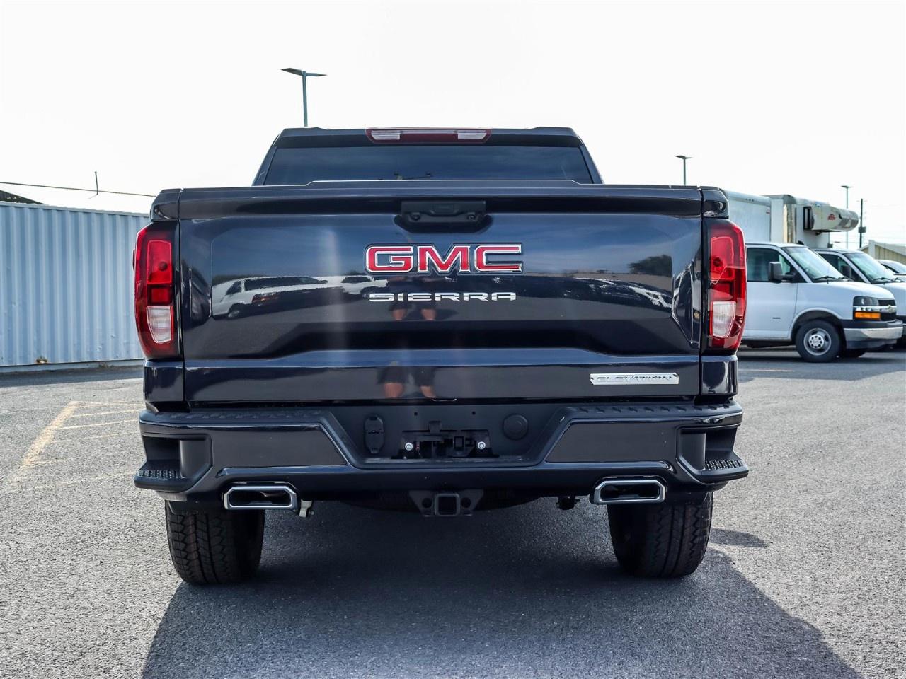 2026 GMC Sierra 1500 Crew Cab Short Box 4-Wheel Drive Elevation Photo3