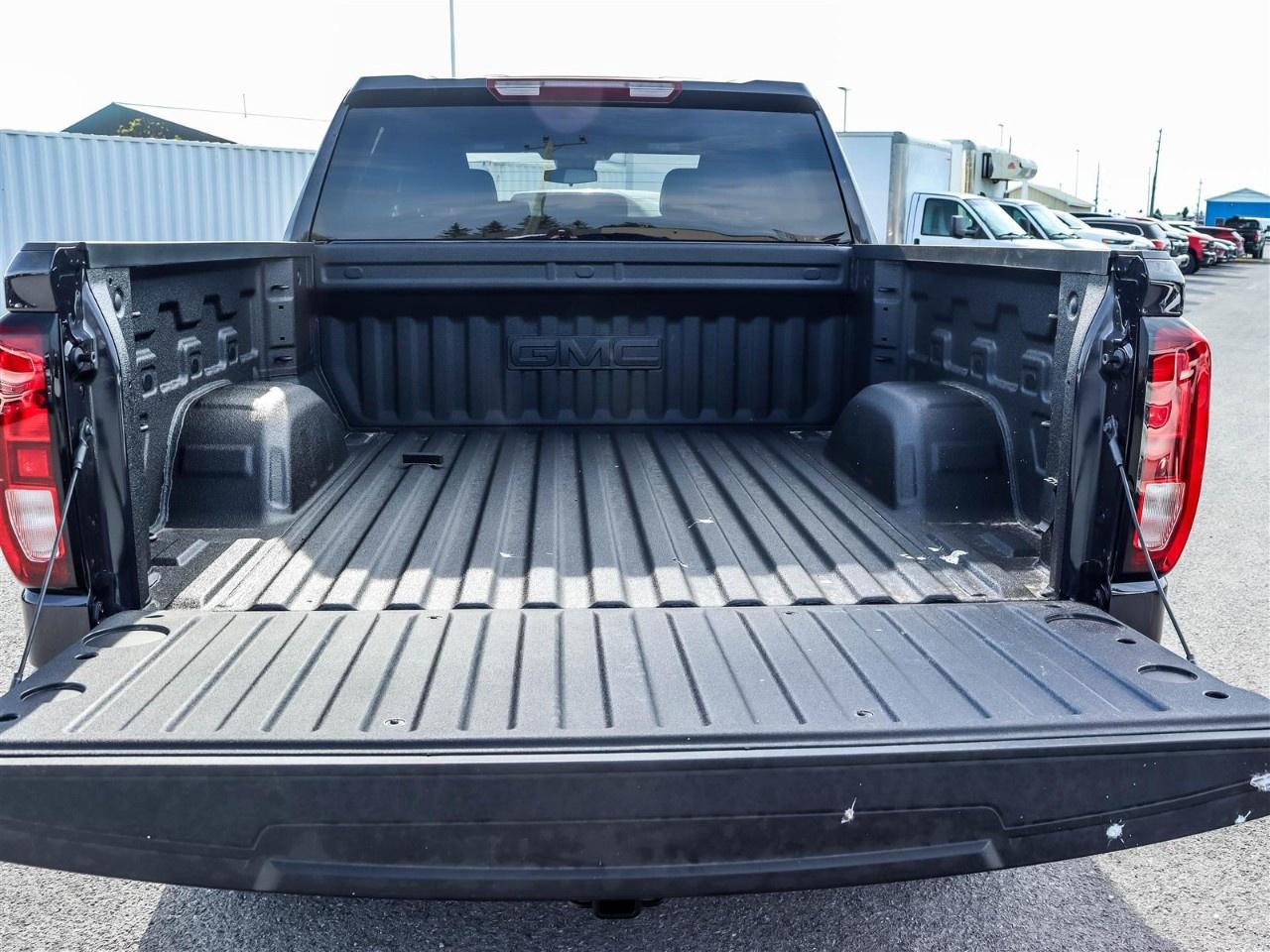 2026 GMC Sierra 1500 Crew Cab Short Box 4-Wheel Drive Elevation Photo