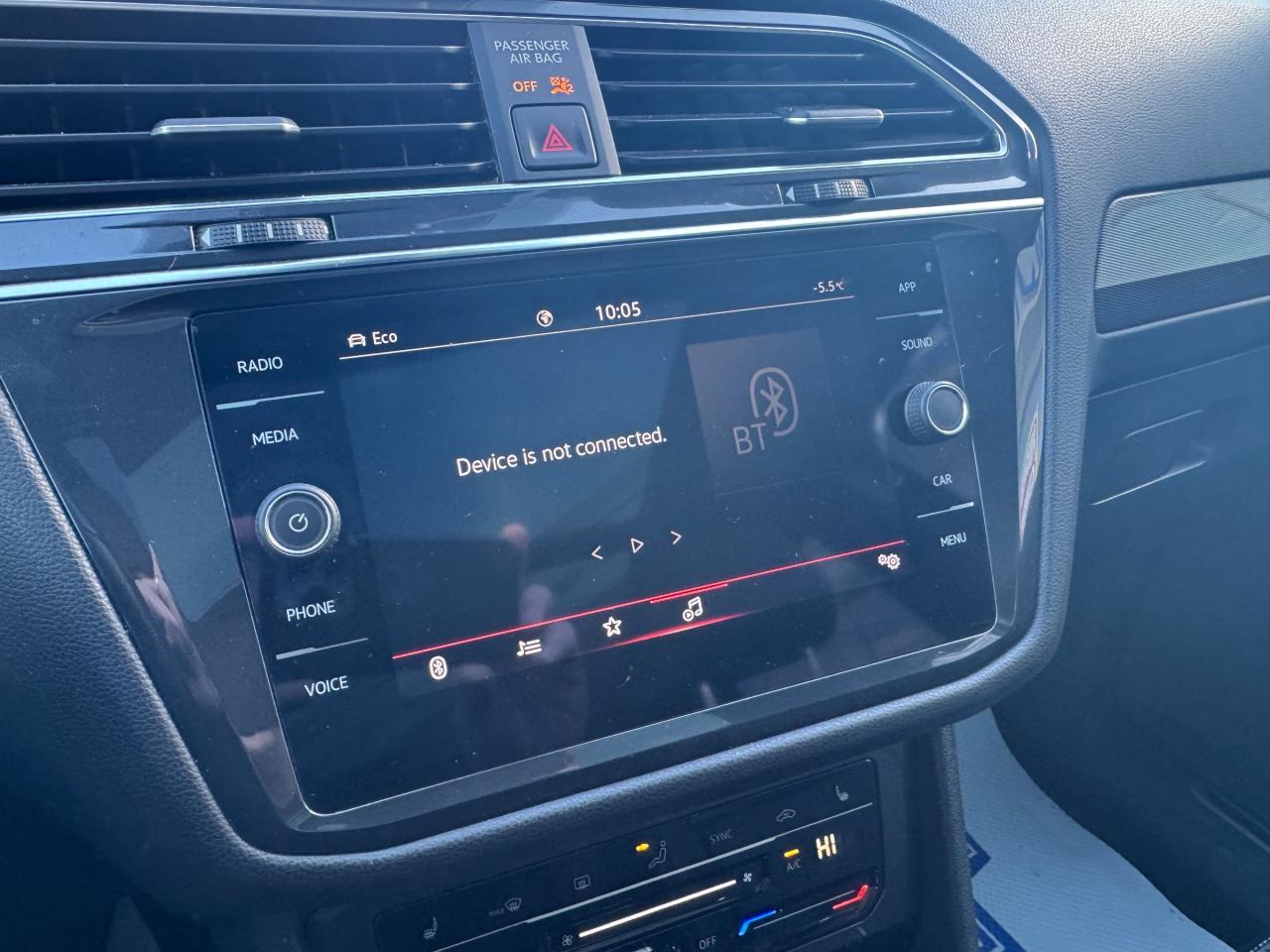 2022 Volkswagen Tiguan Comfortline R-Line Black Edition 4dr All-Wheel Drive 4MOTION Photo