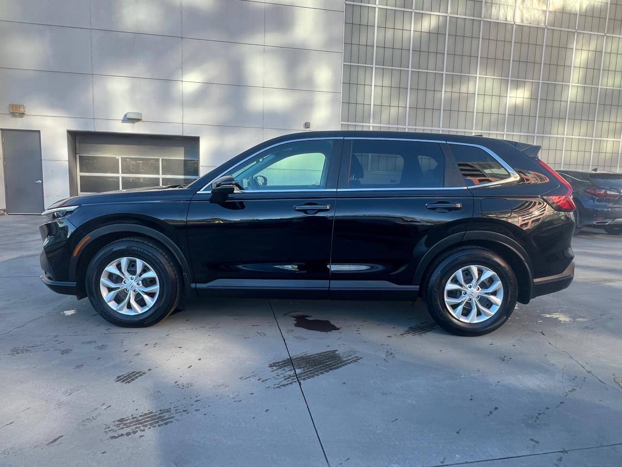 2024 Honda CR-V LX-B 4dr Front-Wheel Drive Photo