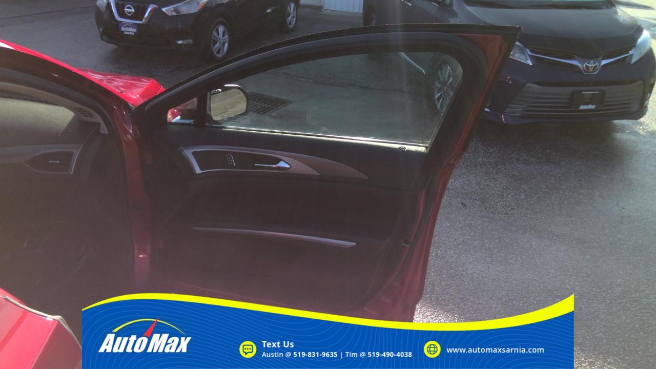 2014 Lincoln MKZ Hybrid Base 4dr Front-Wheel Drive Sedan Photo