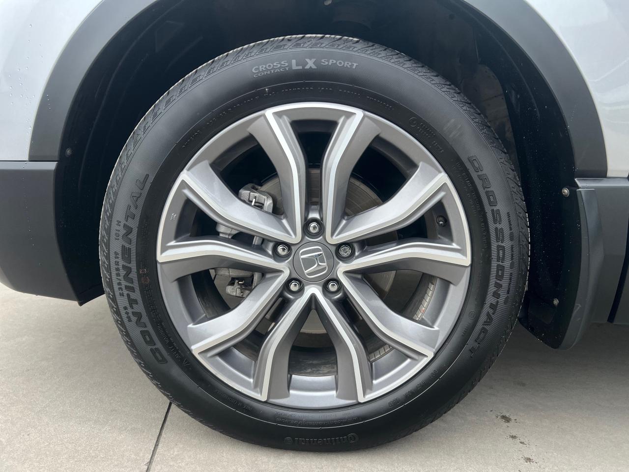 2020 Honda CR-V Touring 4dr All-wheel Drive Photo