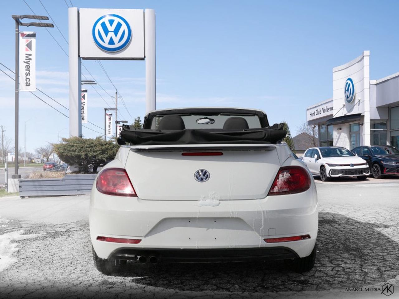 2018 Volkswagen Beetle Coupe Trendline 2.0T 6sp at w/Tip Photo