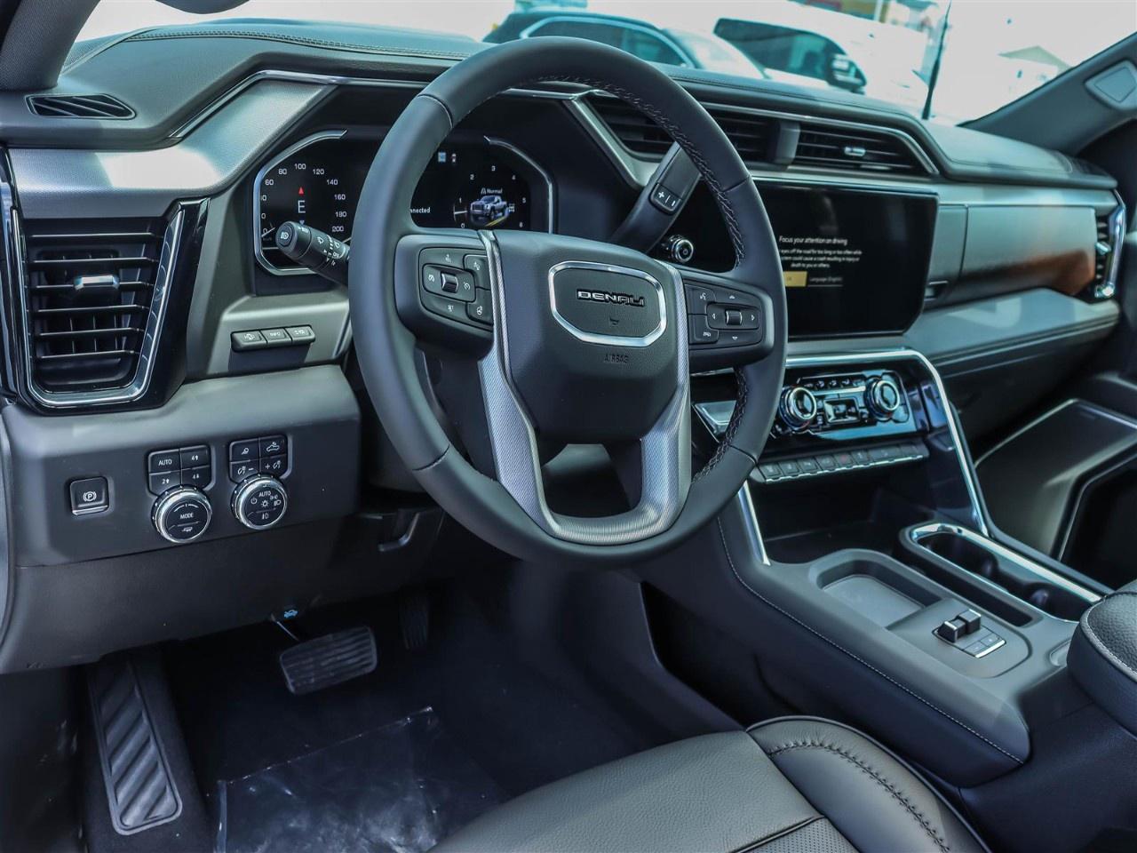 2025 GMC SIERRA 2500HD 4WD Crew Cab Standard Box Denali Photo