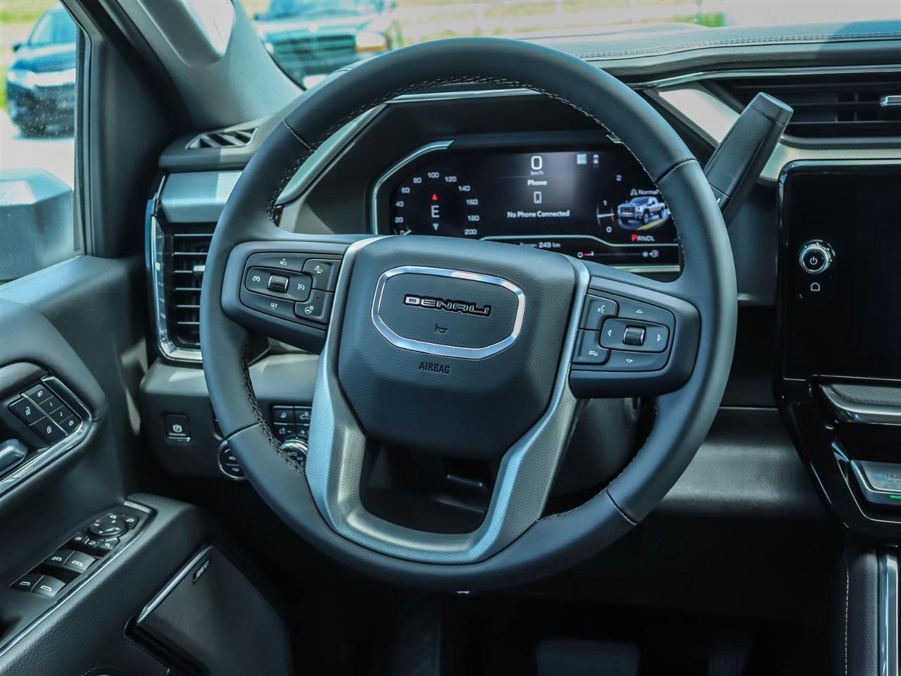 2025 GMC SIERRA 2500HD 4WD Crew Cab Standard Box Denali Photo