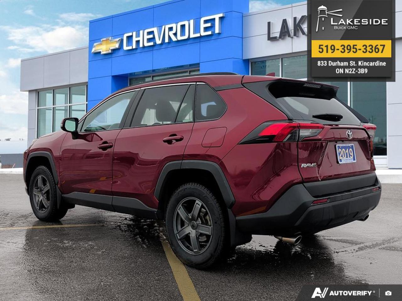 2019 Toyota RAV4 XLE 4dr Front-wheel Drive Photo