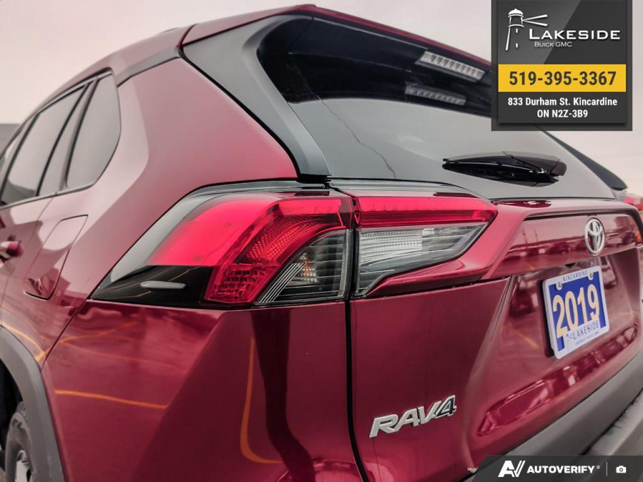 2019 Toyota RAV4 XLE 4dr Front-wheel Drive Photo