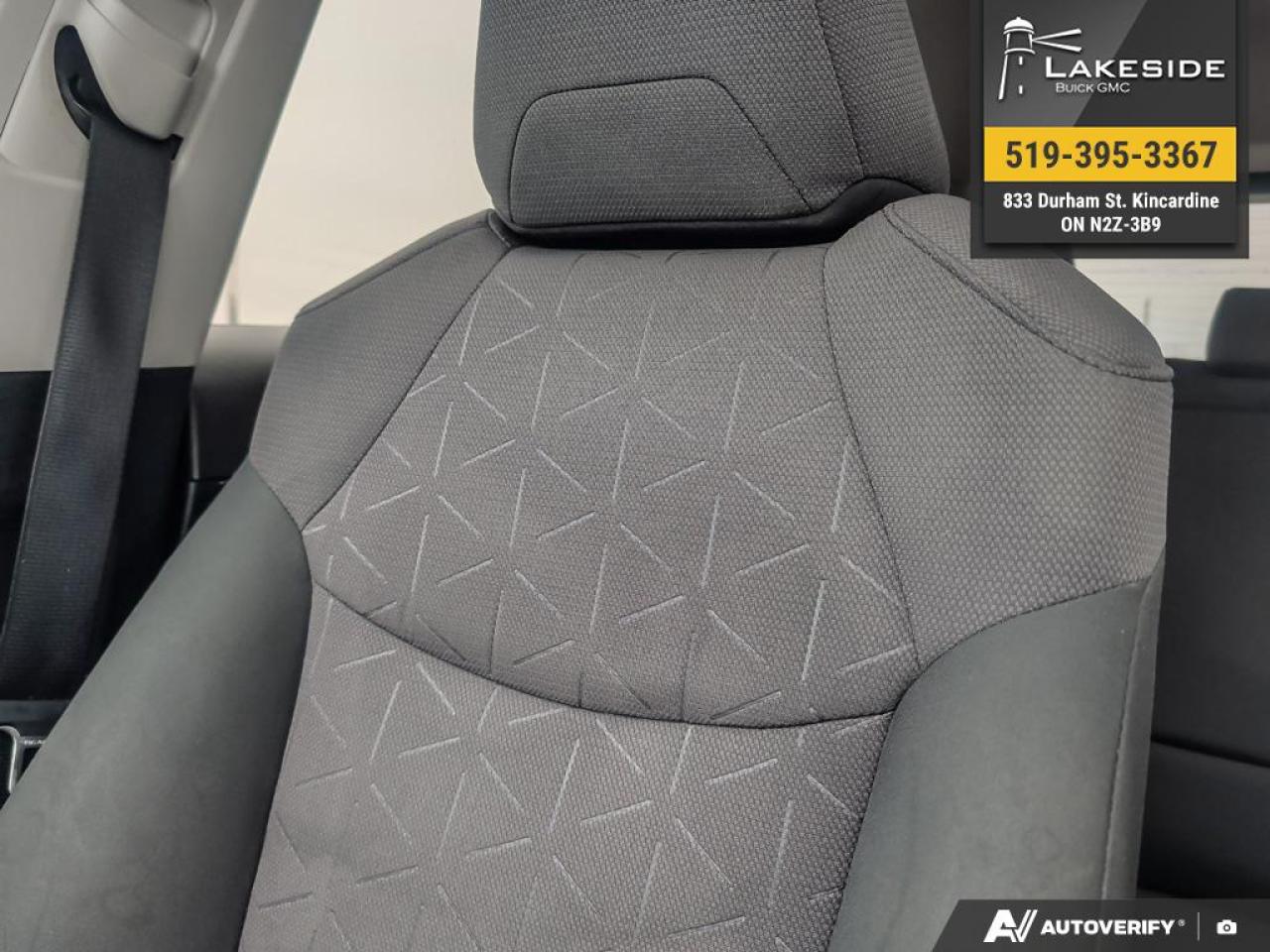 2019 Toyota RAV4 XLE 4dr Front-wheel Drive Photo