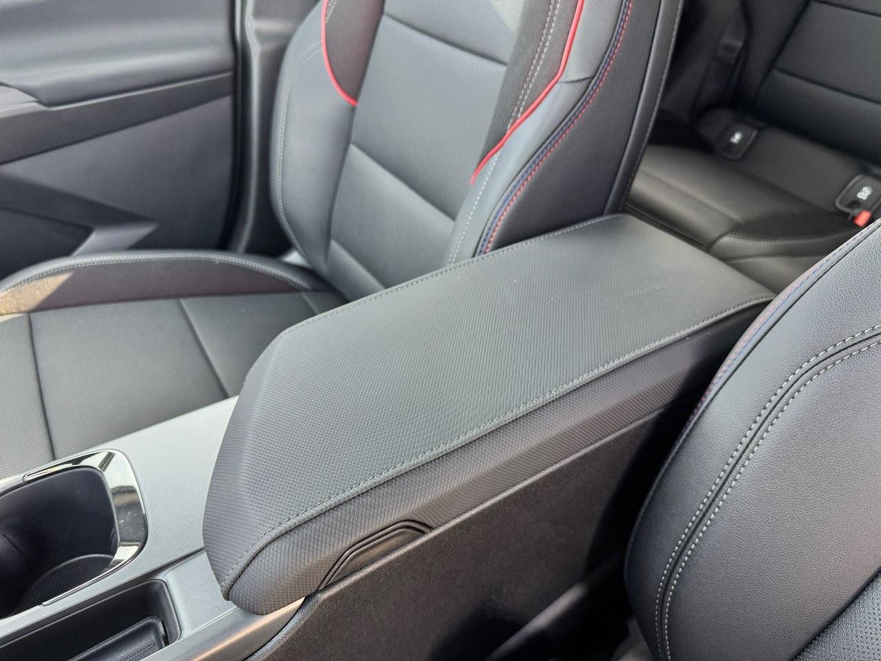 2025 Chevrolet Equinox EV 4dr RS Photo