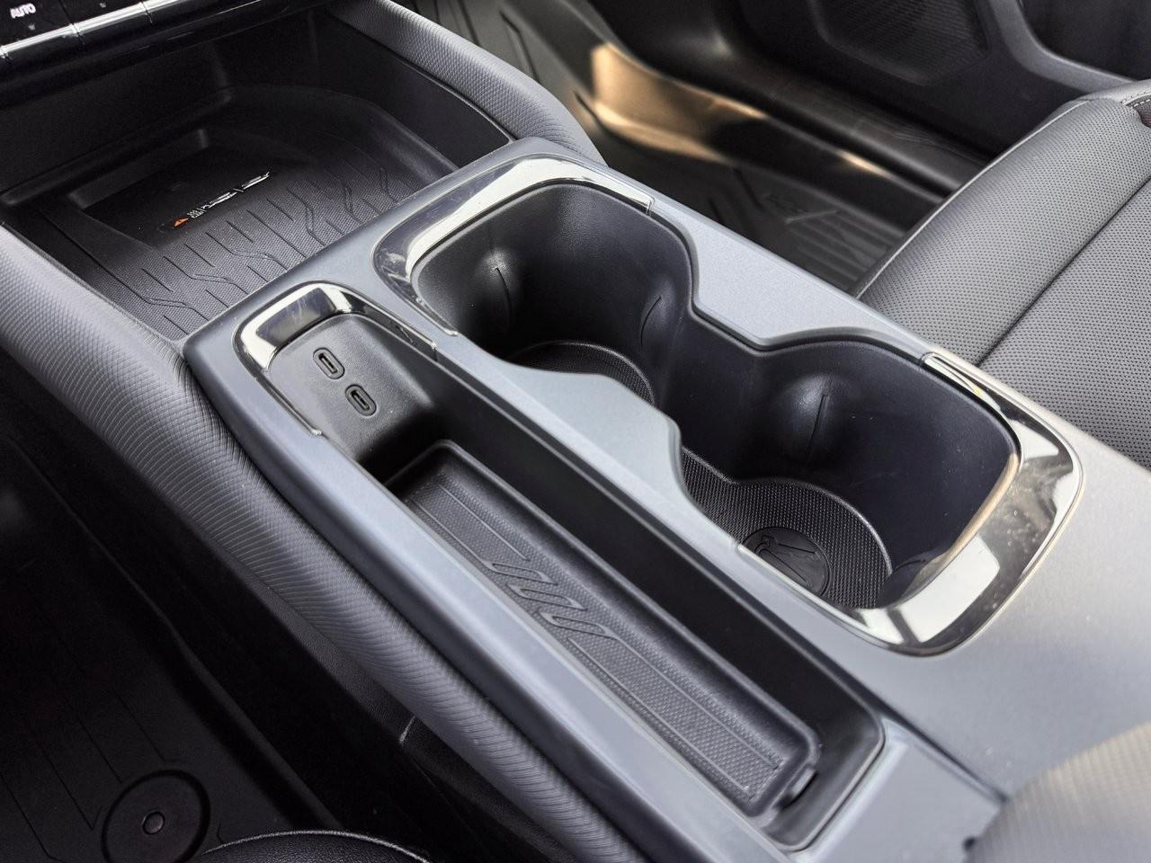 2025 Chevrolet Equinox EV 4dr RS Photo