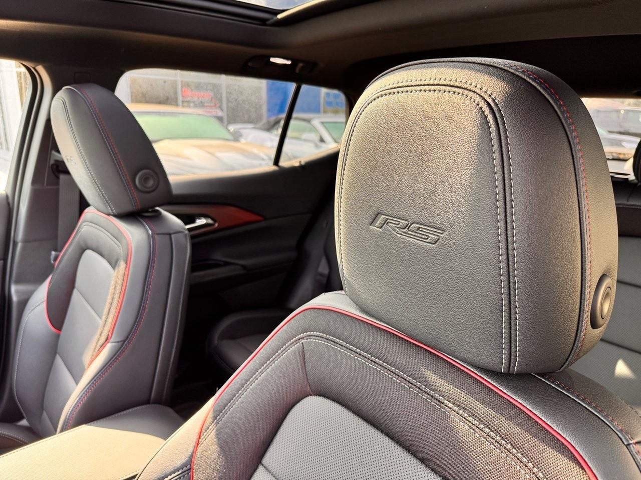 2025 Chevrolet Equinox EV 4dr RS Photo