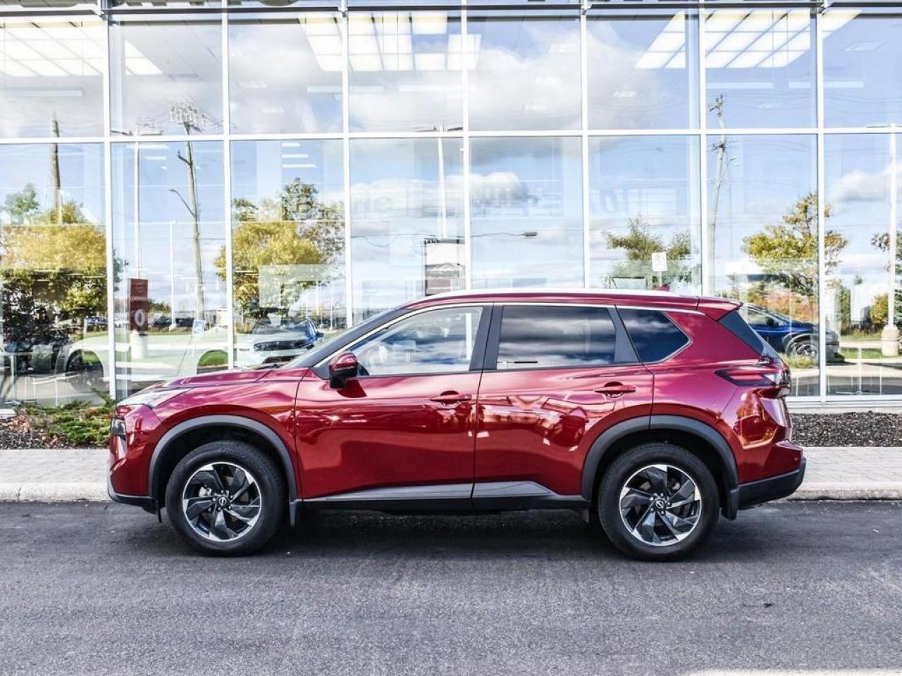 2024 Nissan Rogue SV Moonroof 4dr All-Wheel Drive Sport Utility Photo3