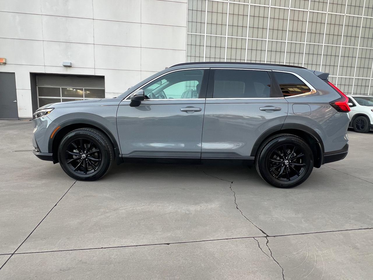 2023 Honda CR-V Sport 4dr All-Wheel Drive Photo3