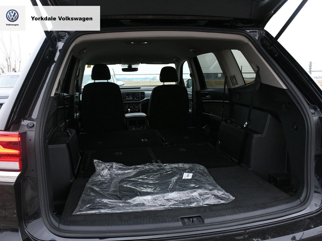 2022 Volkswagen Atlas  Photo