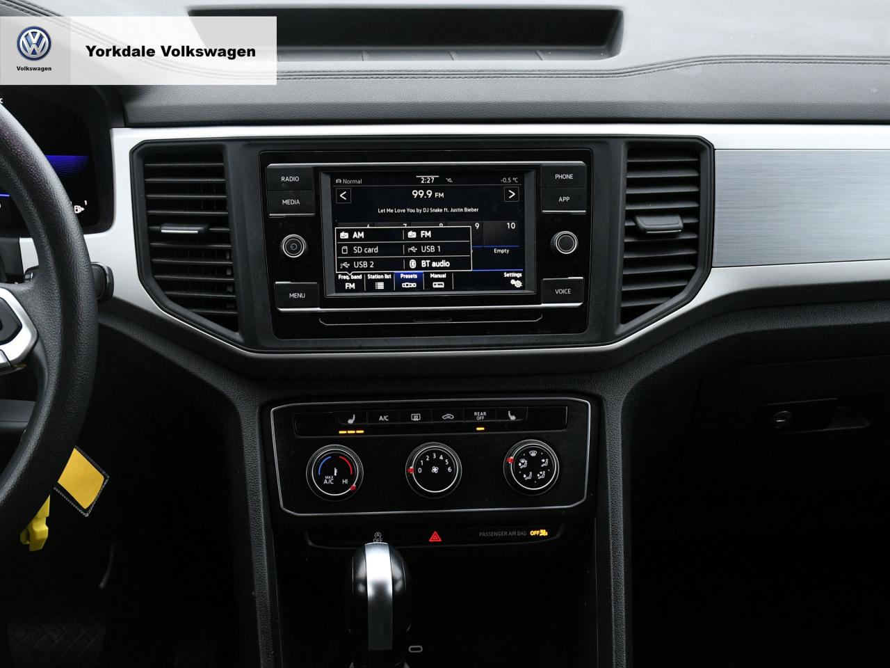 2022 Volkswagen Atlas  Photo