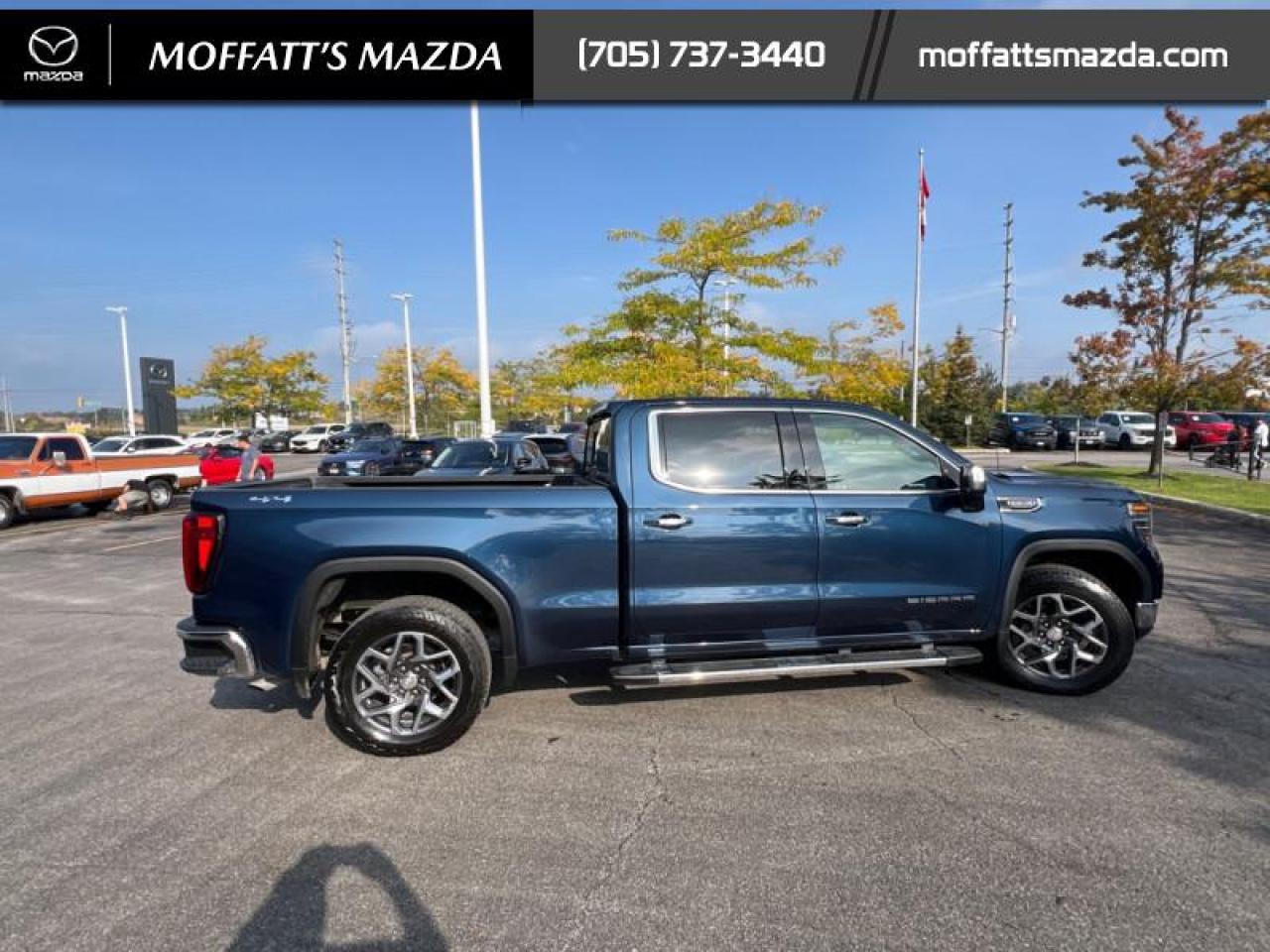2023 GMC Sierra 1500 SLT Photo
