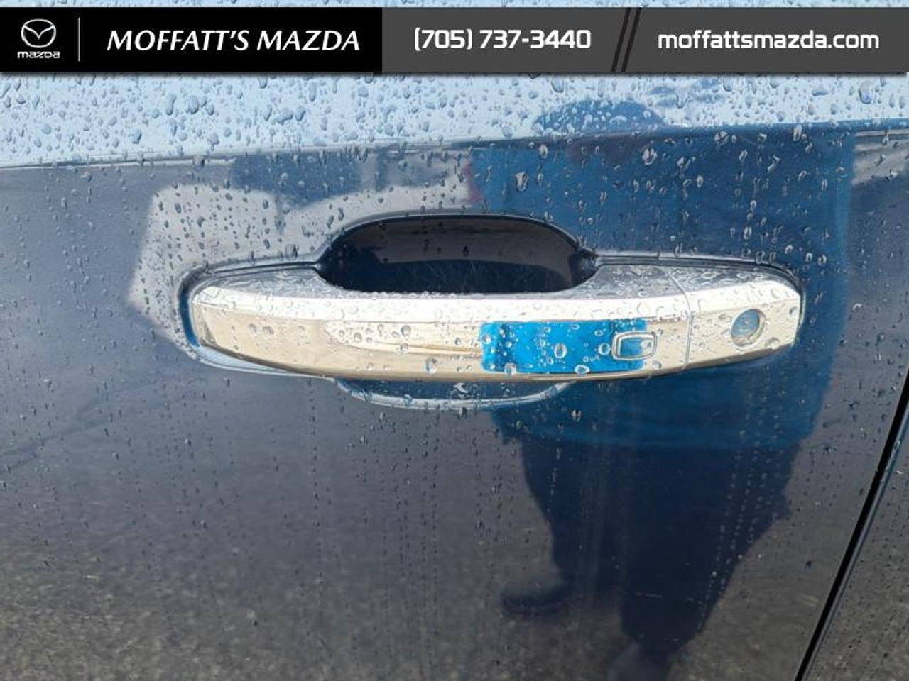 2023 GMC Sierra 1500 SLT Photo