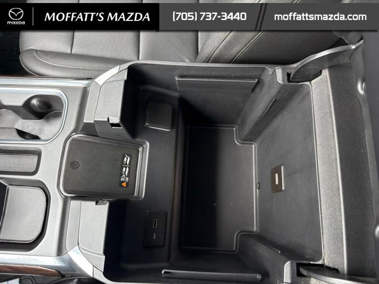 2023 GMC Sierra 1500 SLT Photo