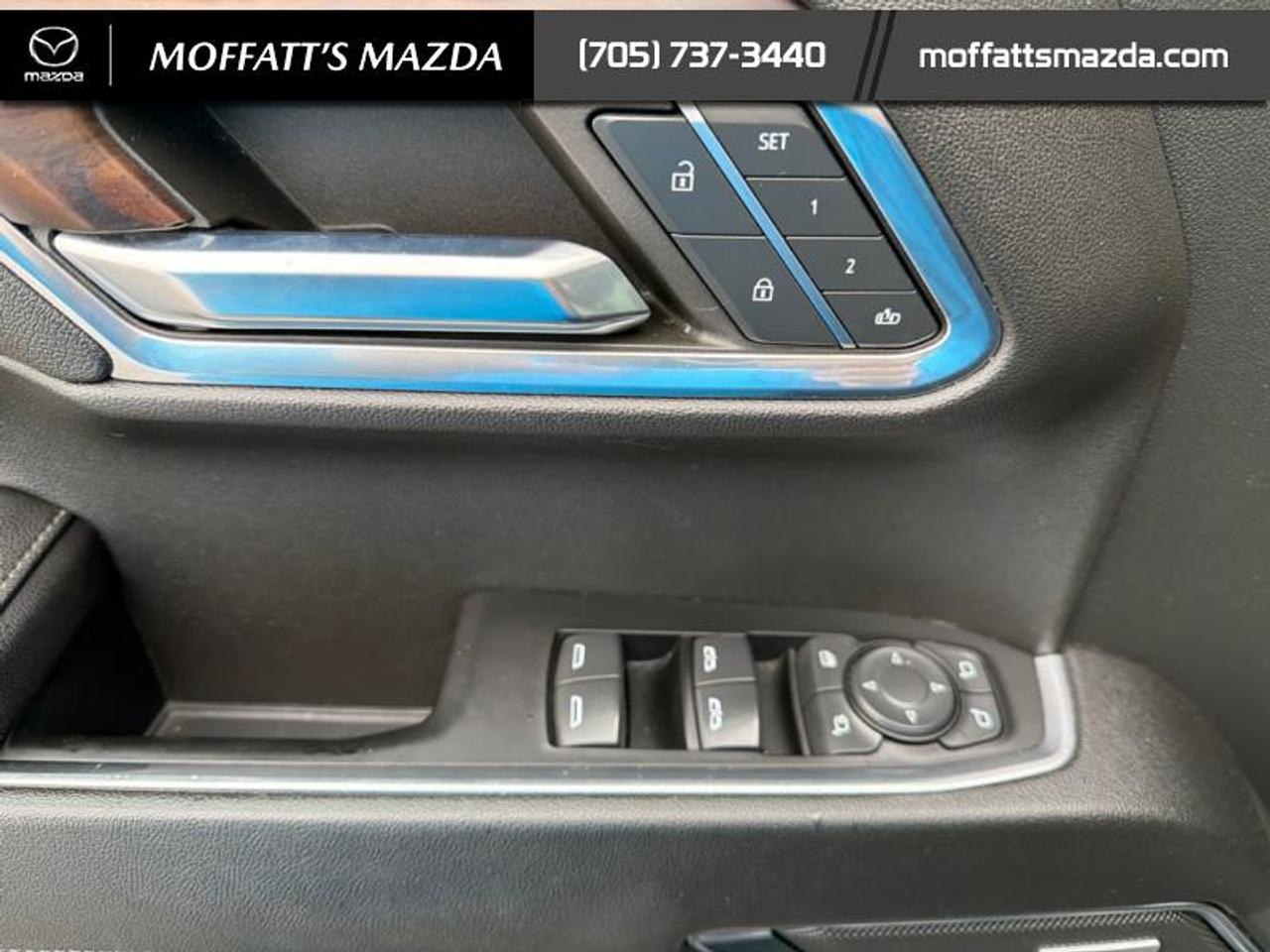 2023 GMC Sierra 1500 SLT Photo