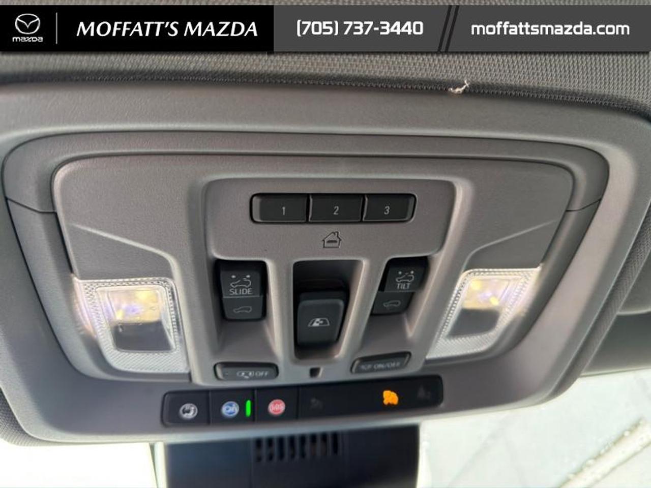 2023 GMC Sierra 1500 SLT Photo