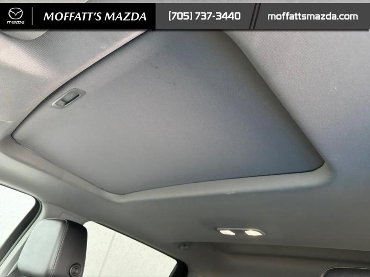 2023 GMC Sierra 1500 SLT Photo