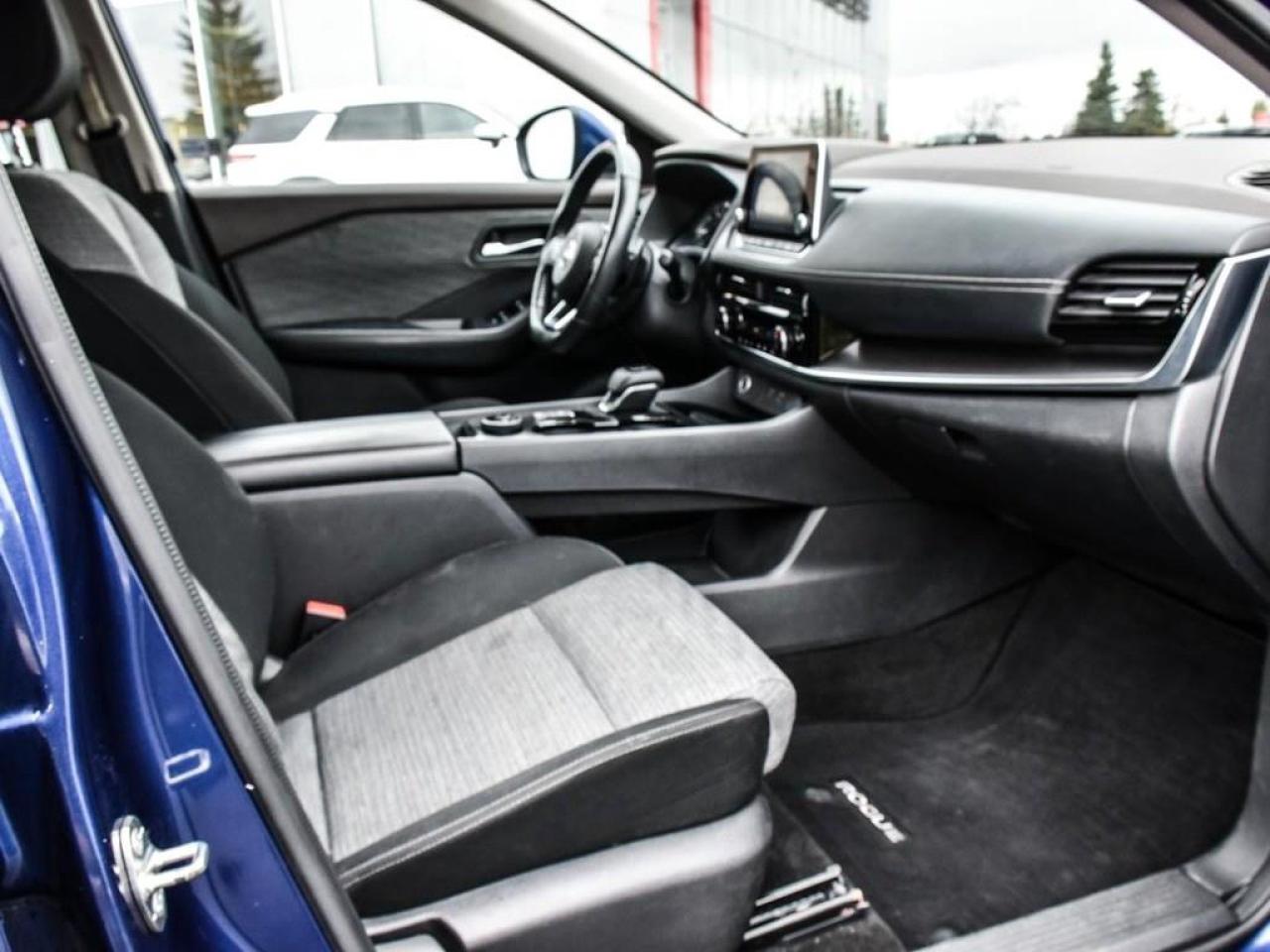 2022 Nissan Rogue SV 4dr All-Wheel Drive Sport Utility Photo