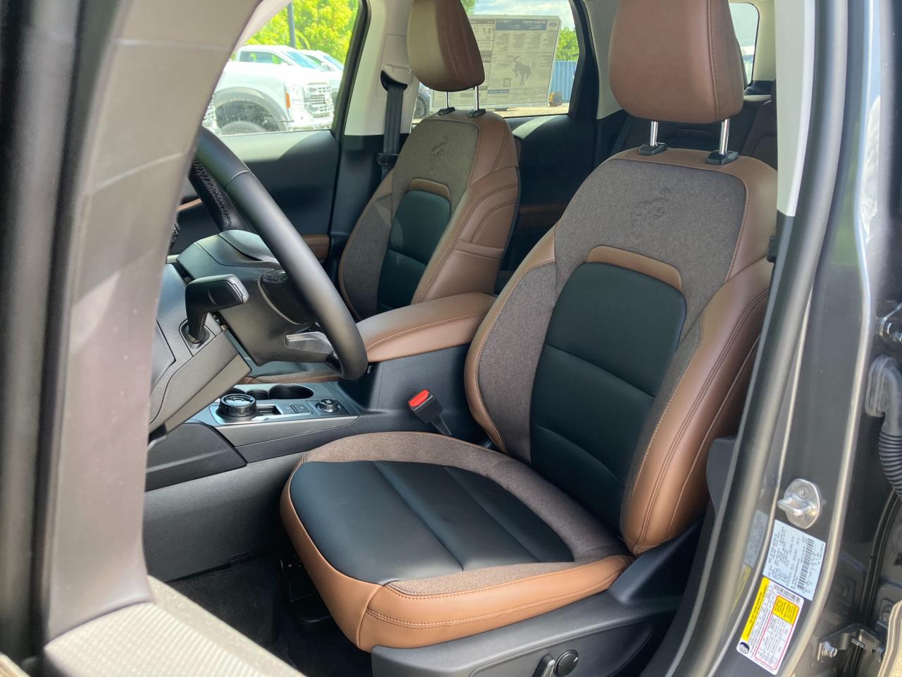 2025 Ford Bronco Sport Outer Banks 4dr 4x4 Photo