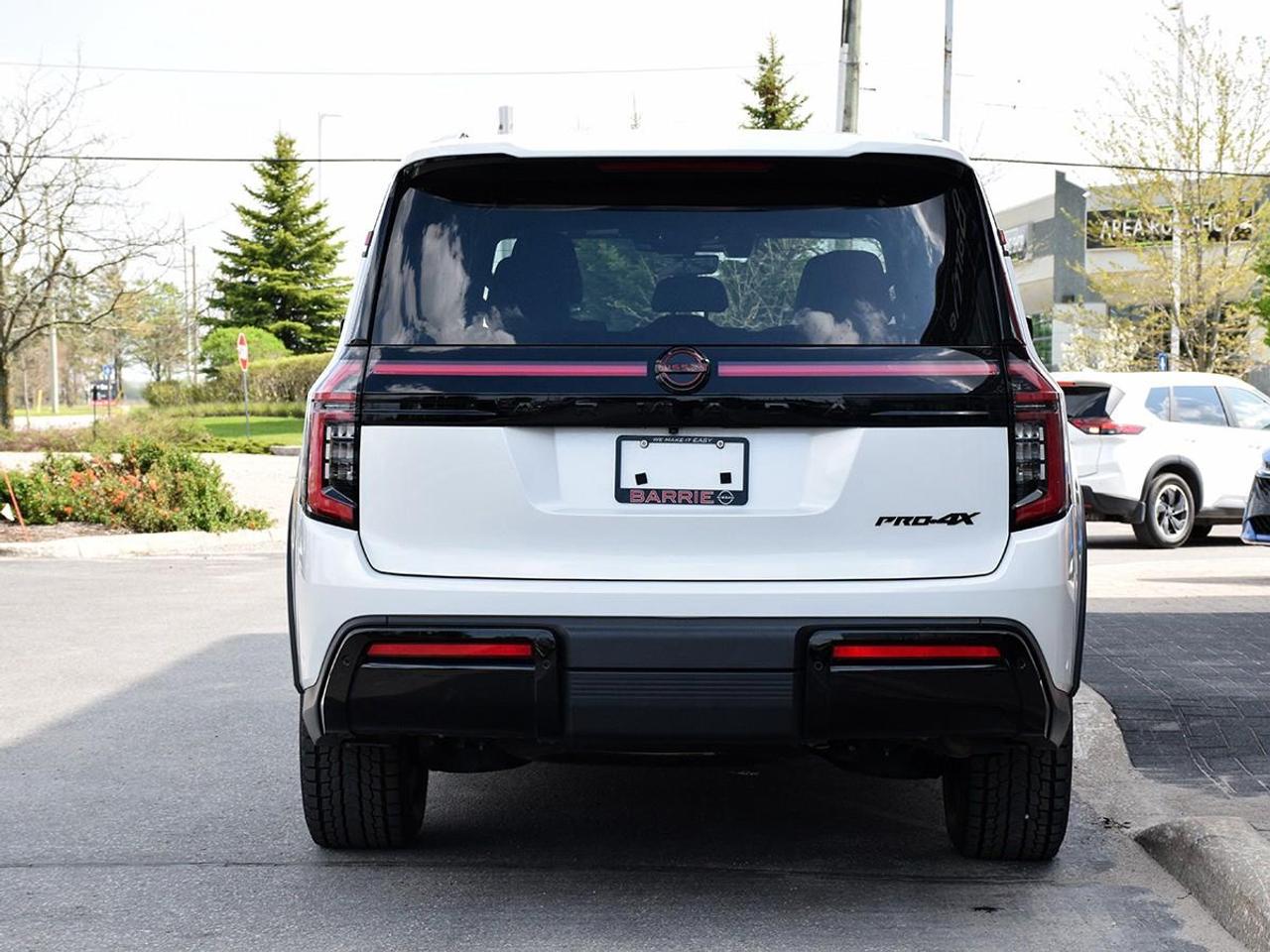2026 Nissan Armada PRO-4X 4dr 4x4 Photo
