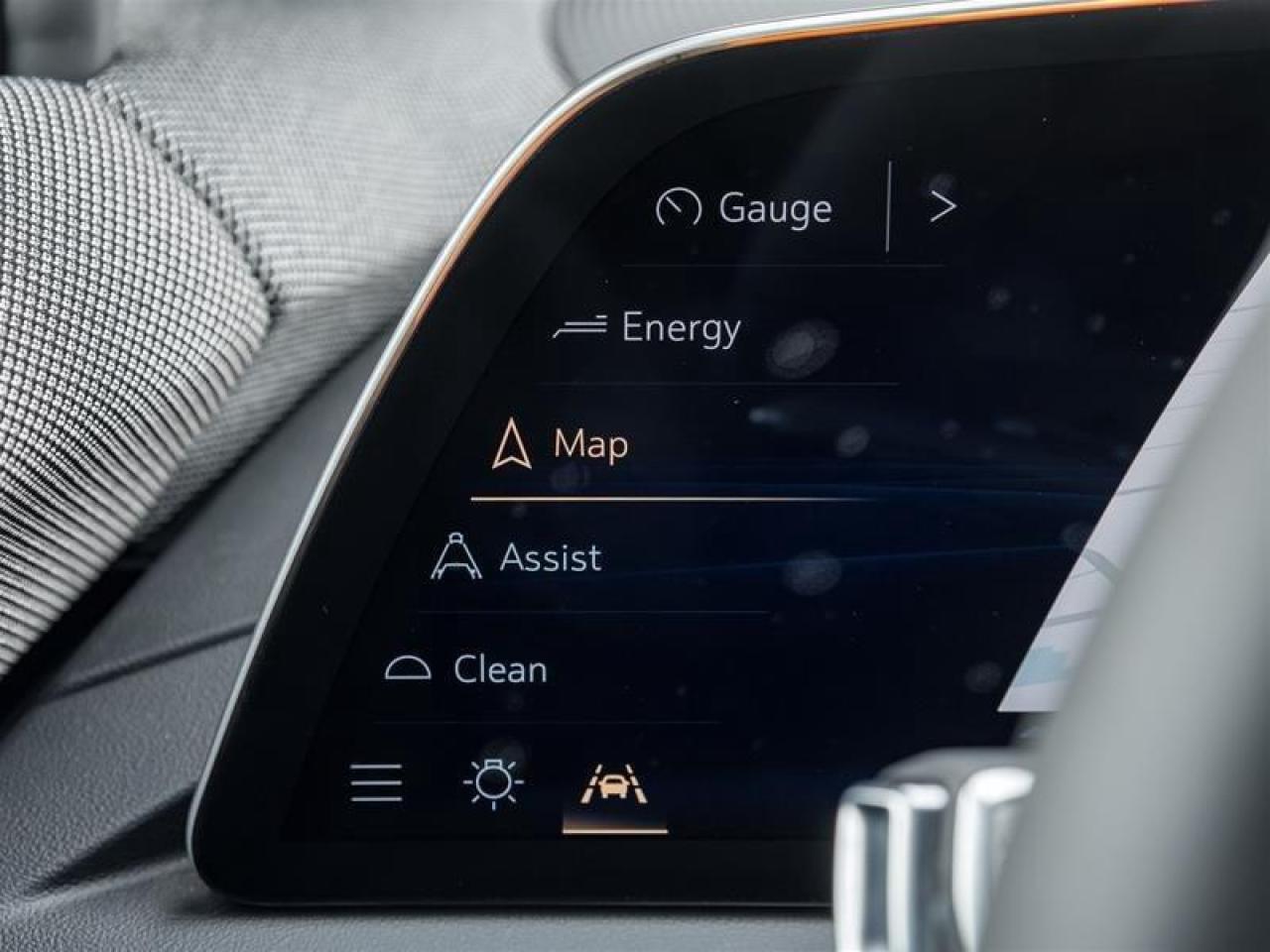 2026 Cadillac OPTIQ Luxury 4dr Photo