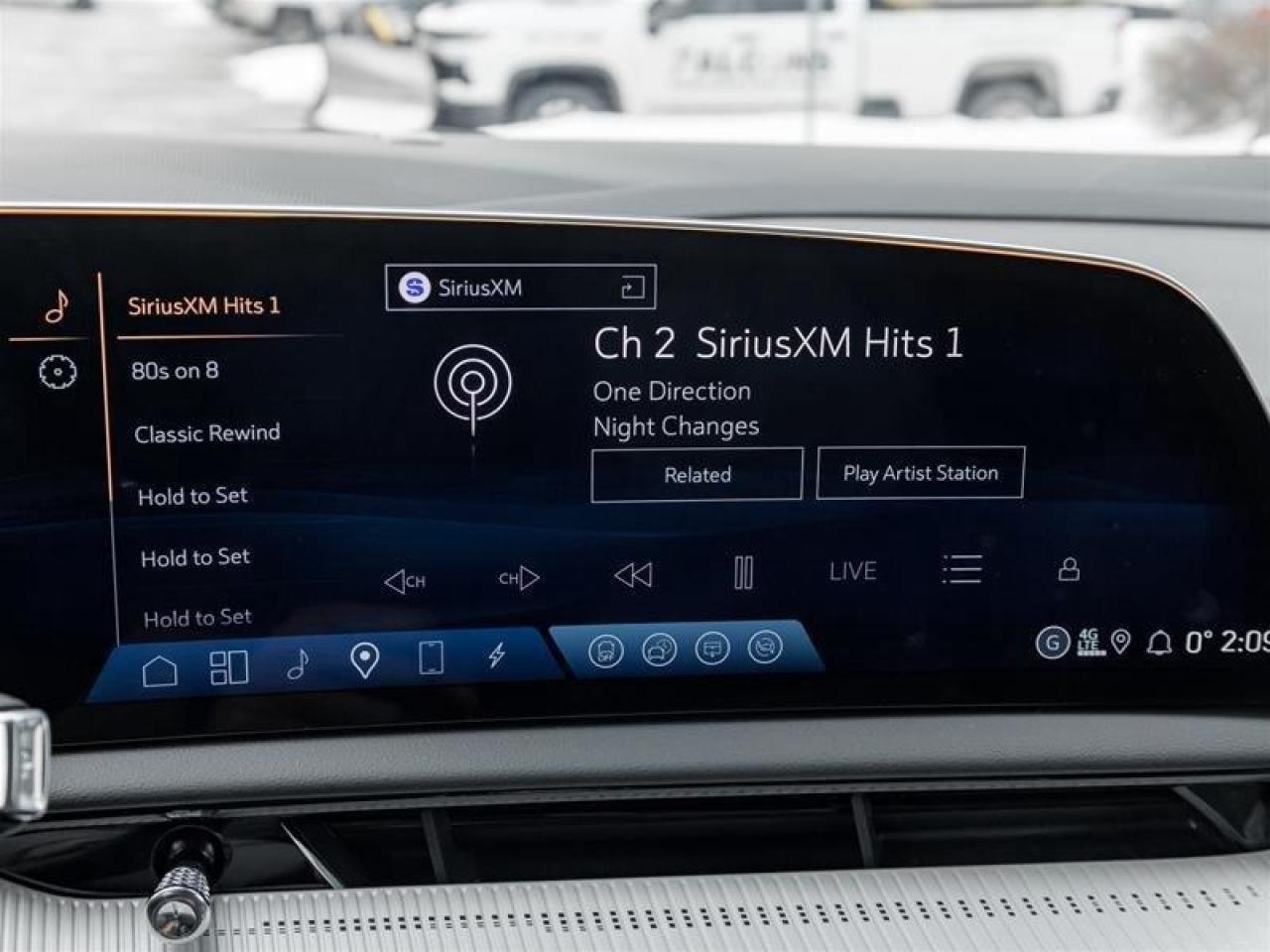 2026 Cadillac OPTIQ Luxury 4dr Photo