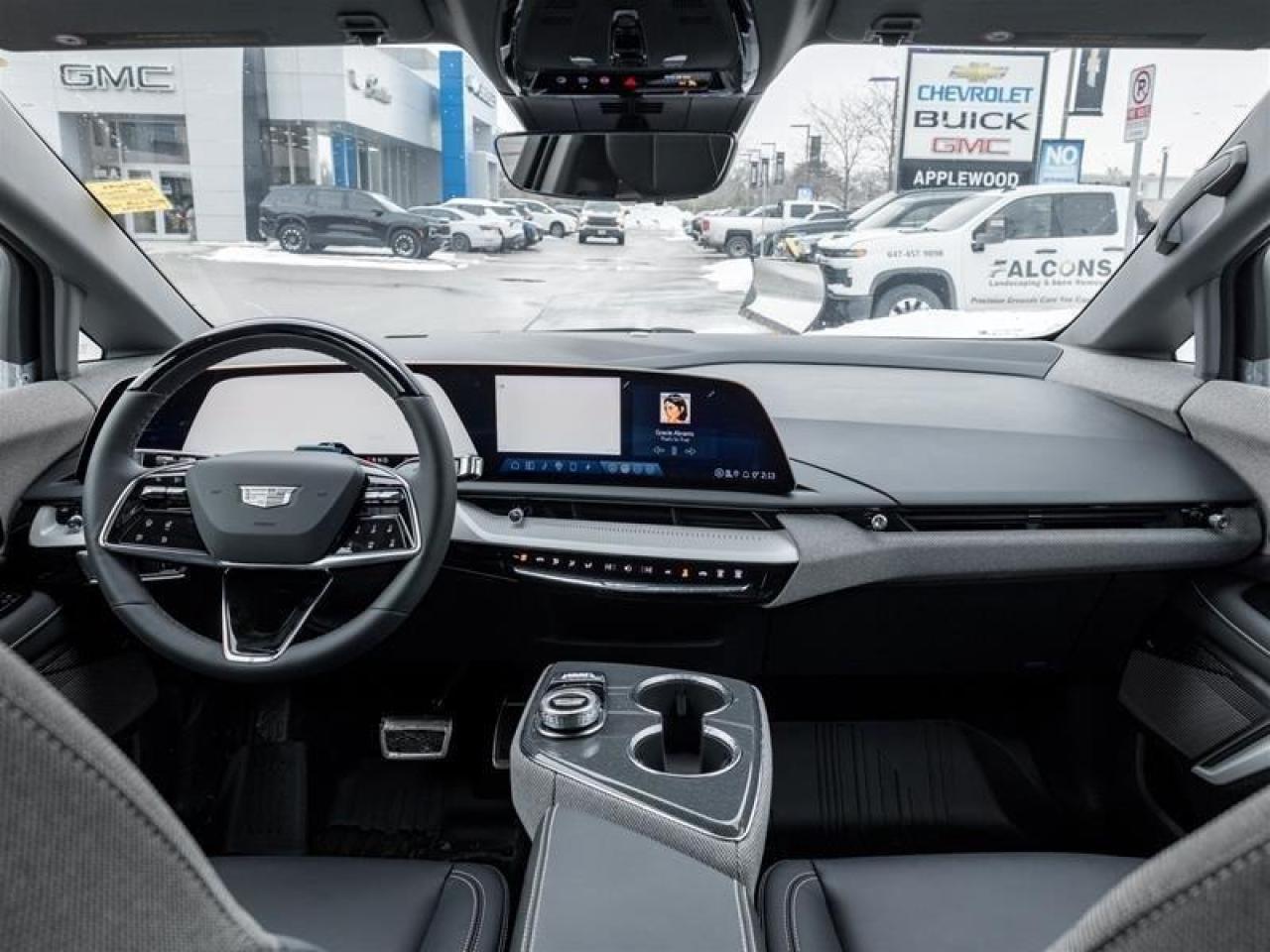 2026 Cadillac OPTIQ Luxury 4dr Photo